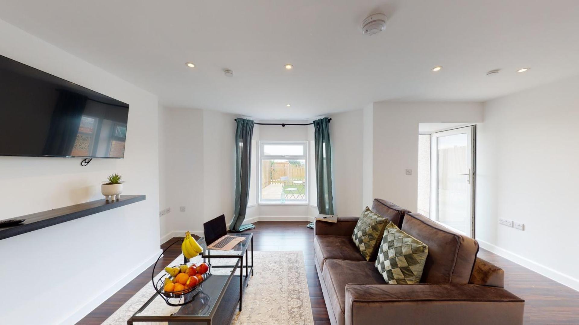 Stylish Apartment W/ Private Garden - Dog Friendly Newport  Luaran gambar